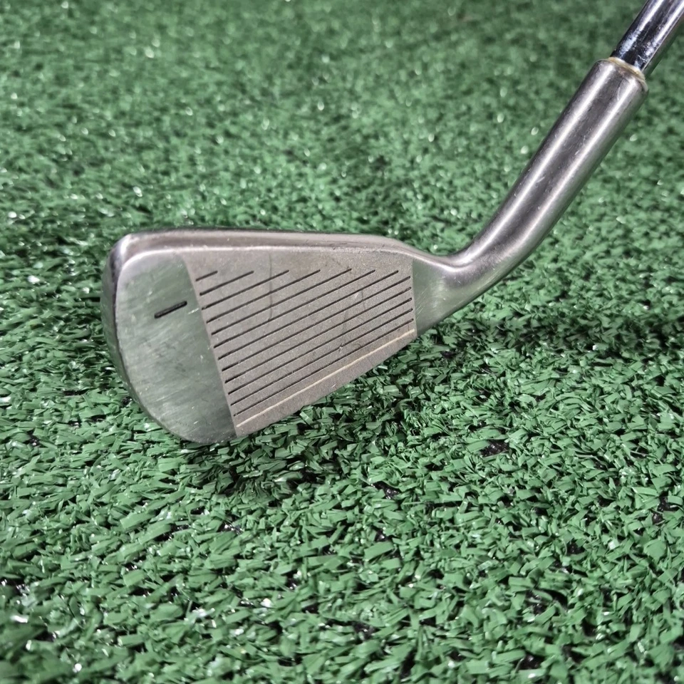 Square Two S2 1 iron Totally Matched Steel Shaft Stiff Flex Right Handed 40" - Image 4 of 4