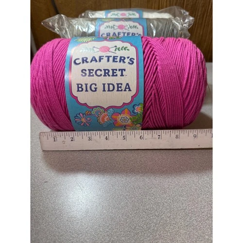 Crafter's Secret Big Idea Yarn 3 Skein Lot Hot Rose Graybeard White 16oz 810yd image 2