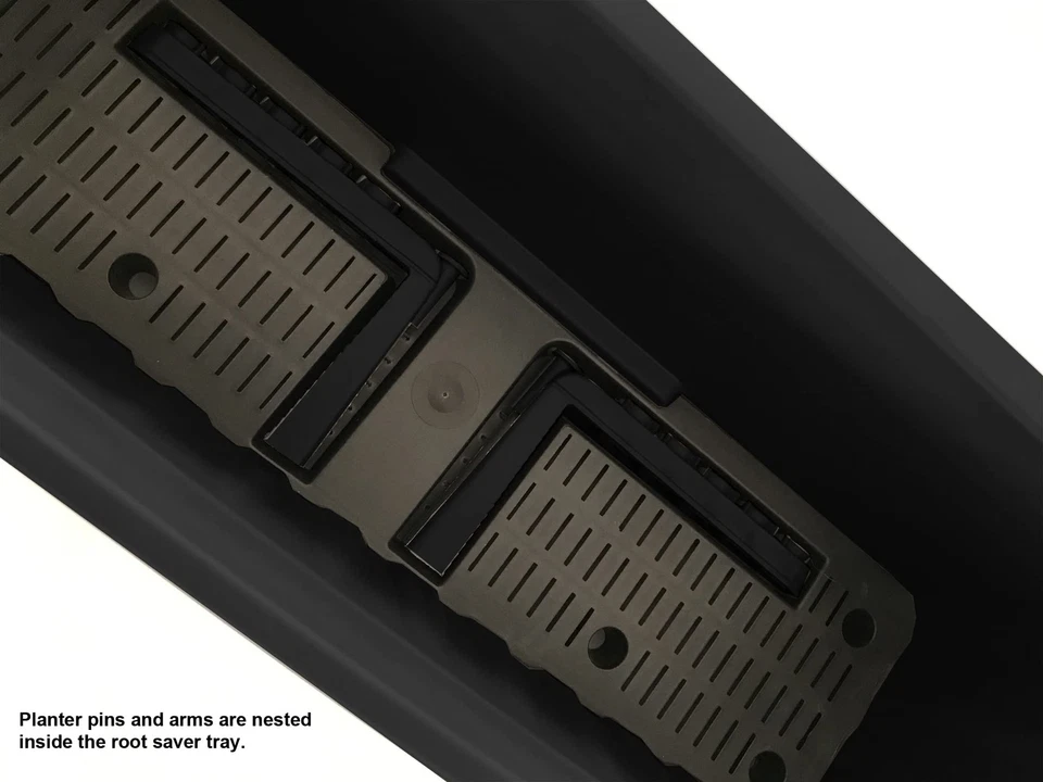 24 Inch Adjustable Railing Planter for Outdoor Gardening - Black - Image 4 of 4