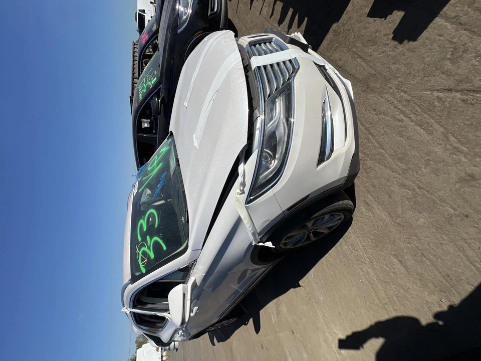 Lincoln MKC 2017 guantera puerta blanca beige 4 puertas usado pieza OEM NJ25-21451-534149 Foto 4 de 4