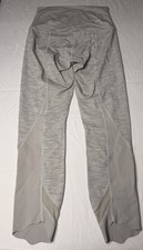 Lululemon Womens Leggings Gray Striped Mesh Panel Crop Yoga Pants Size 6
