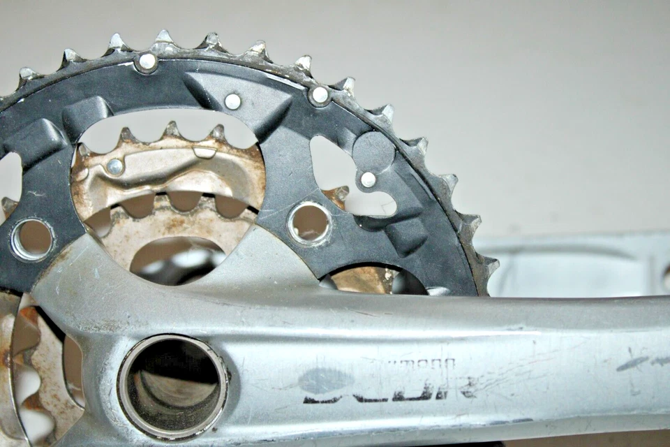 Pedivela tripla Shimano FC-M591 170mm 44/32/22t BCD104 cinza MTB sujeira remetente EUA - Imagem 4 de 4