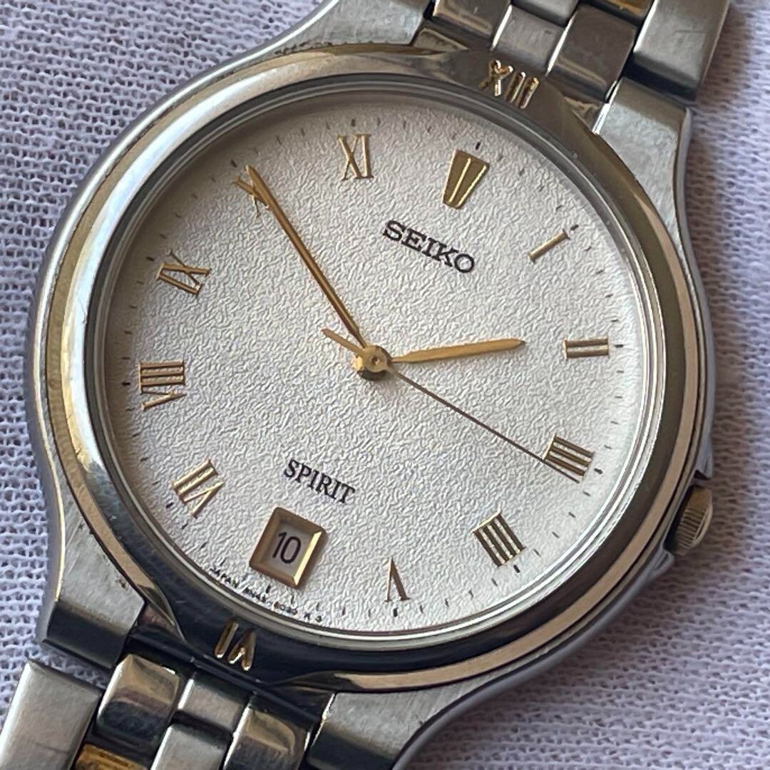 Seiko Spirit 5E32-6A40 Analog Quartz Men Date 8N45-6040 Mens