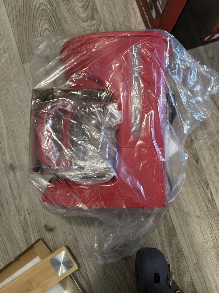 Stunning 12-Cup Drip Coffee Machine with Reusable Filter & Non-Drip Carafe - Image 3 of 3