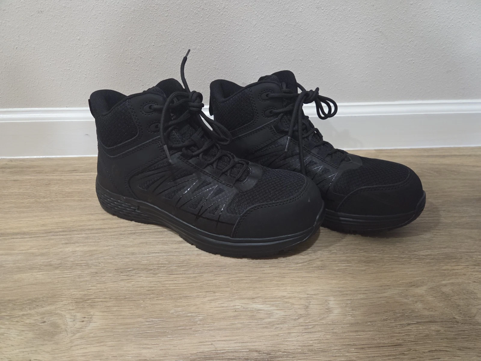 Hytest Surge Mid Composite Toe Hiker Work Boot -black -9.5 men
Opens in a new window or tab