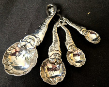 Measuring Spoons Ganz Silver Santa Christmas Set of 4  Joy Noel Snowflake Ho Ho