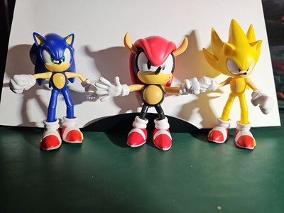 Sonic Jakks Pacific 4-inch Action Figure Lot, Sonic, Super Sonic & Armadillo