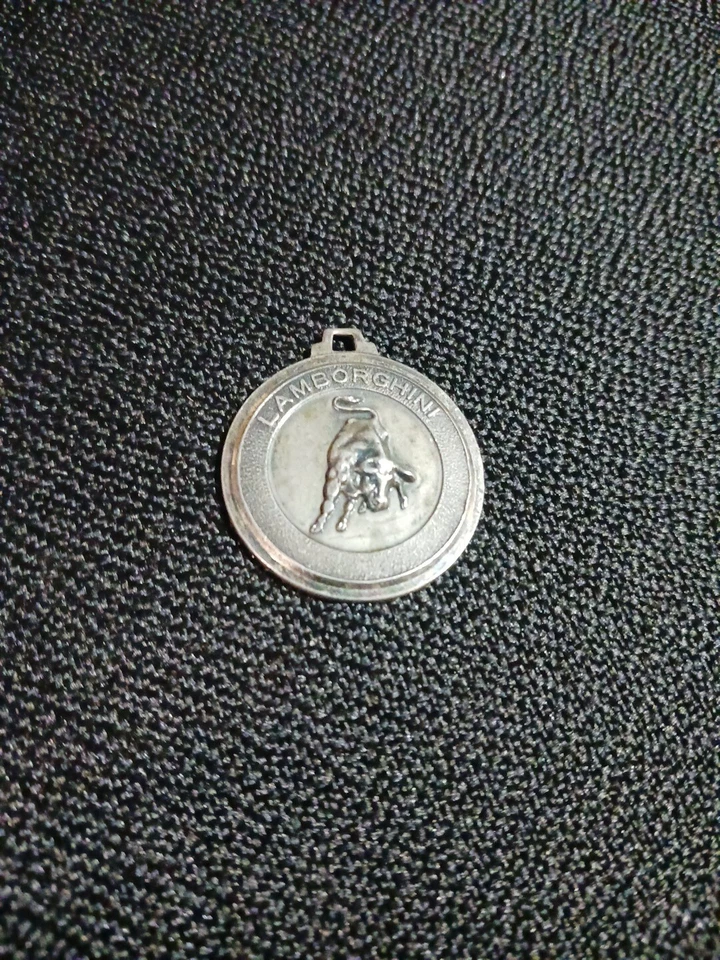 LAMBORGHINI COUNTACH VINTAGE KEYRING KEY HOLDER KEYCHAIN 1970s 800 Silver - Image 2 of 4