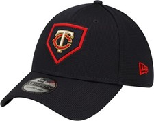 Minnesota Twins Hat New Era 39Thirty  Flex Fit Baseball Cap Blue Red Base Logo
