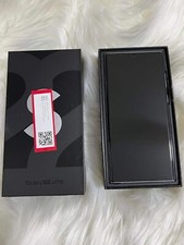 Samsung Galaxy S22 Ultra 5G Phantom white 128GB ATT Unlocked With Dbrand Skin