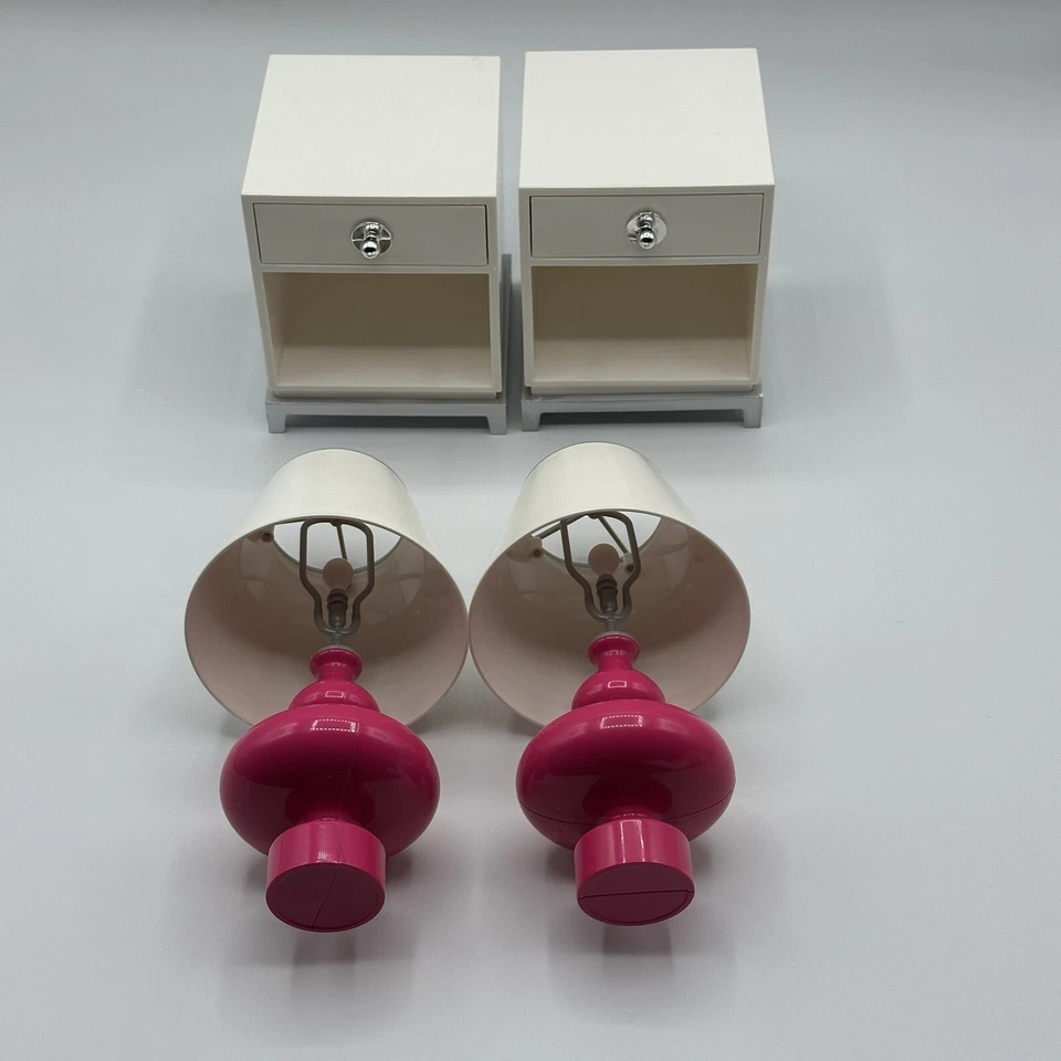 MESAS AUXILIARES BARBIE JONATHAN ADLER 2009, LÁMPARAS 2 JUEGOS COLECCIONISTA Foto 4 de 4