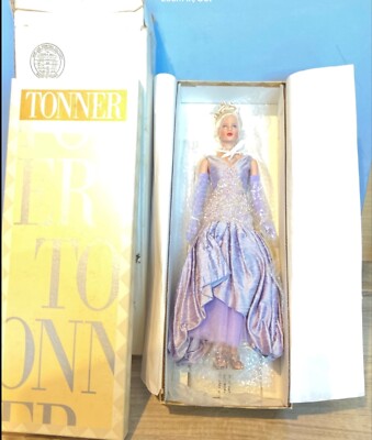 Robert Tonner Doll Iris Doll w/Tonner stand & Shipper 129/500 #99701