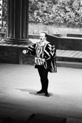 Mario Del Monaco Performs In The Italian Opera At Tokyo 1959 Music Photo 1