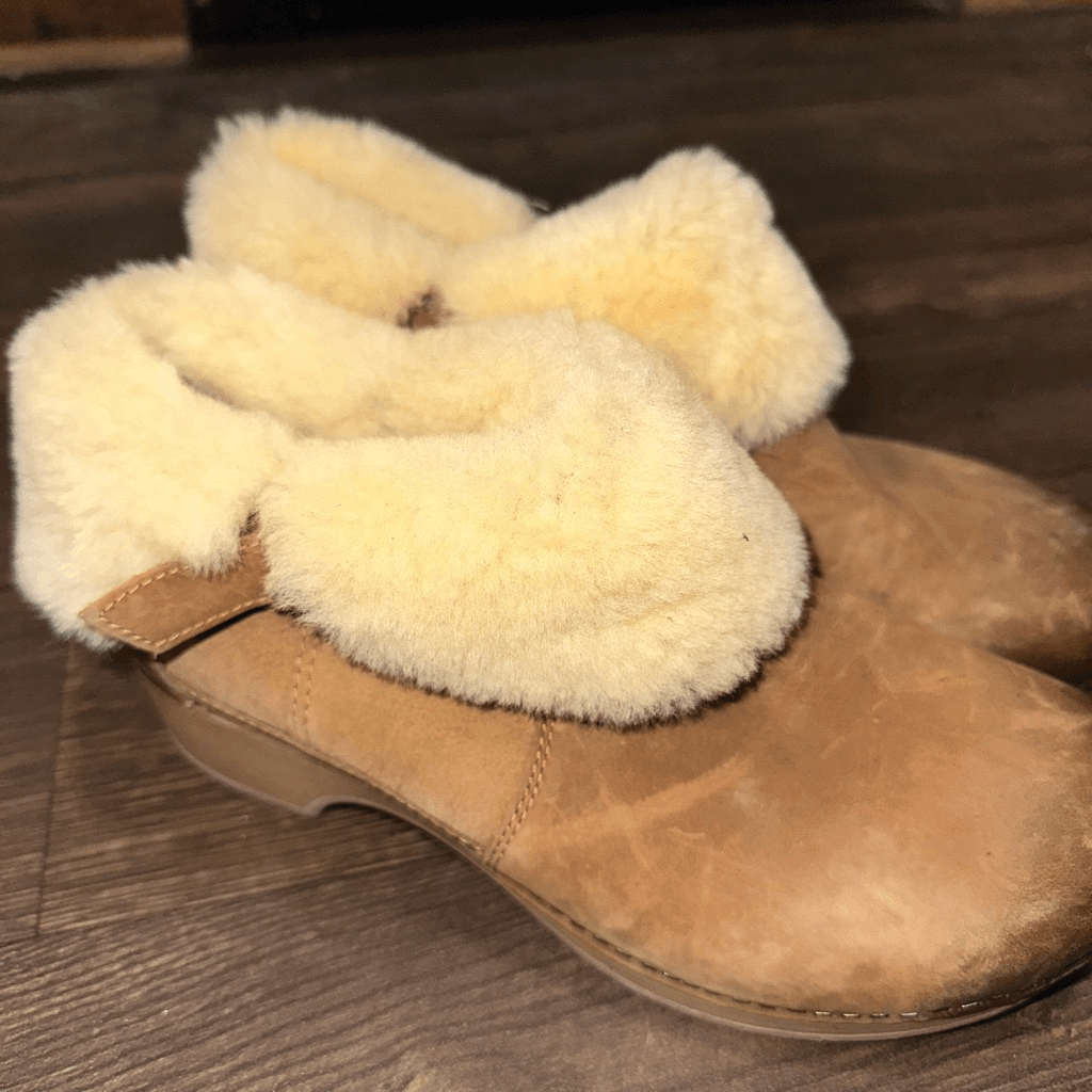 Dansko Sherpa-Lined Orthopedic Slip-On Clog Size 41/10.5