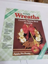 Plaid's Country Apple Slice Wreaths by Betty Valle 1987 - fully diagram project 