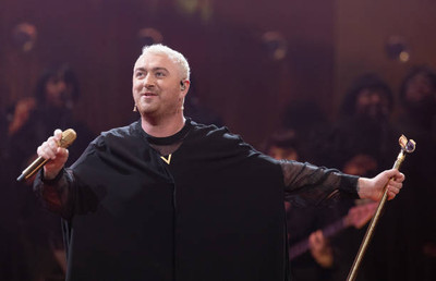 Sam Smith performs at Royal Albert Hall on October 21, 2022 in London,- Photo-23