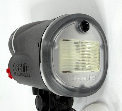SeaLife Sea Dragon Underwater Photo/Video Light with Mount Base