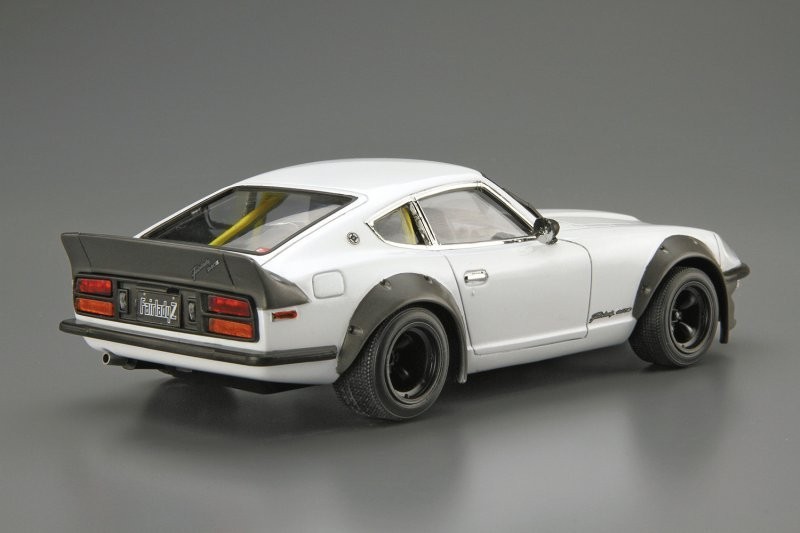 Aoshima 1/24 Model Car Kit Datsun Nissan S30 240Z Fairlady Z Aero Custom Ver.2