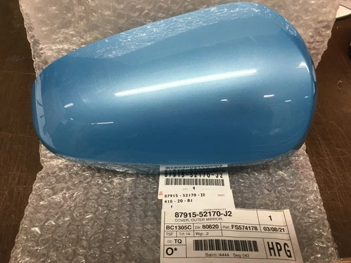 OEM TOYOTA PRIUS "C" OUTER MIRROR COVER  FITS 2012-2018 COOL SODA PASSENGER SIDE