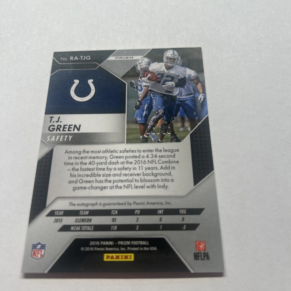TJ GREEN 2016 PANINI PRIZM GOLD PRIZM ROOKIE AUTO RC #D 06/10 - Image 3 of 3