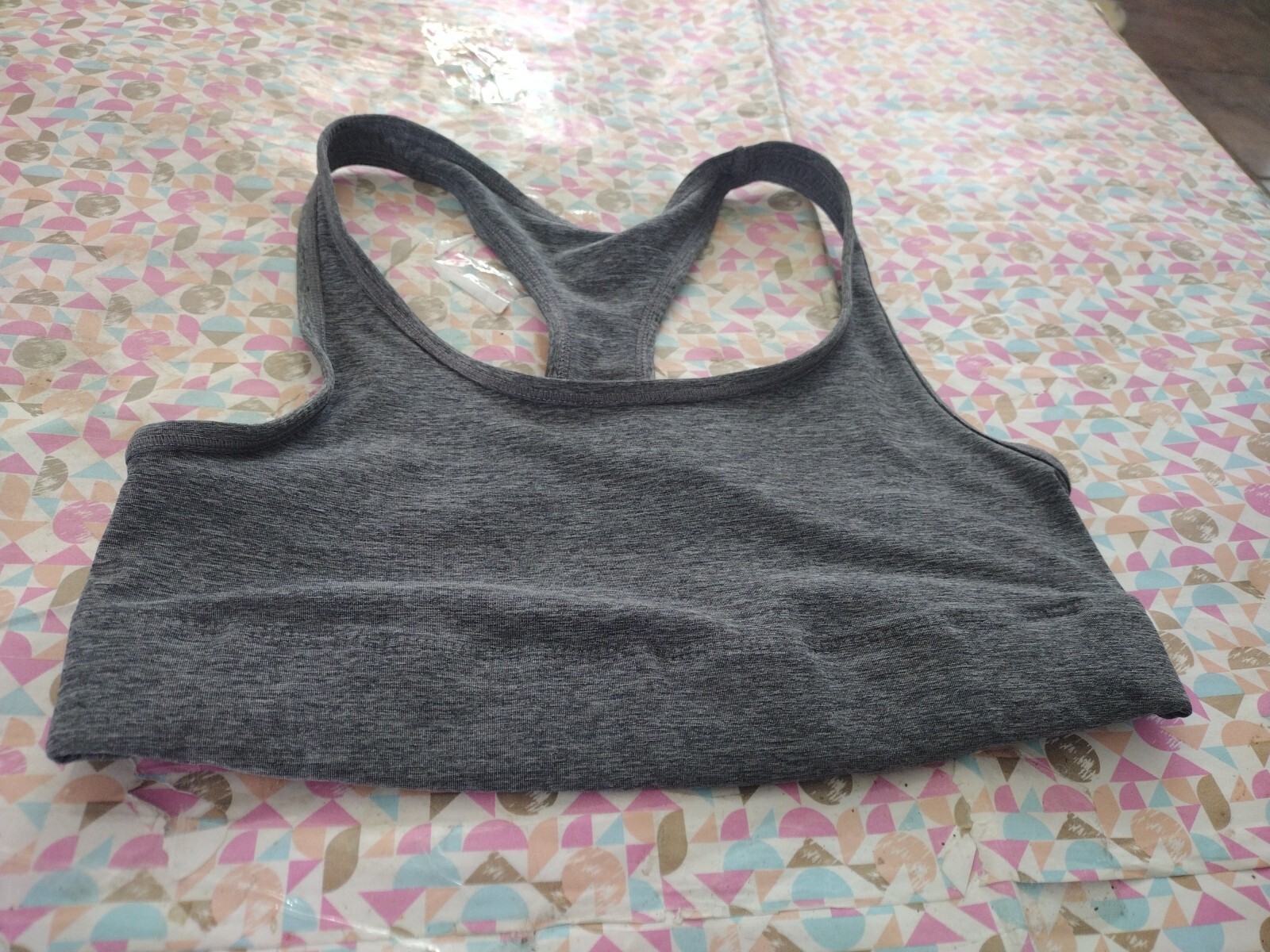 Women's Cute and Basic Active Wear Sports Bra Grey Size Small.