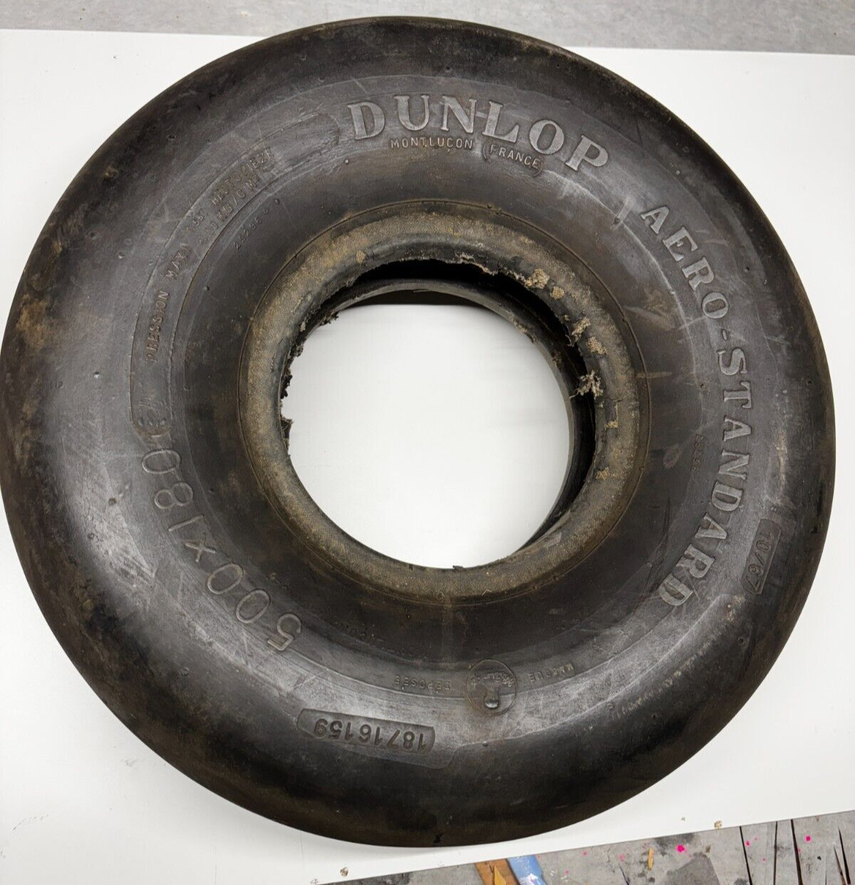 Aircraft Tire DUNLOP AERO STANDARD 500 x 180 Smooth tire