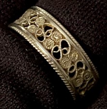 VINTAGE 1/4  WIDE ESTATE STERLING SILVER FILIGREE DESIGN BAND RING SIZE 5.75