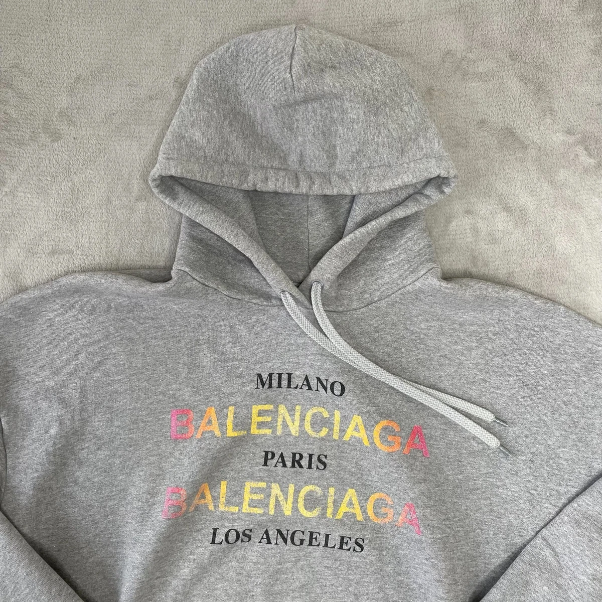 Top hơn 52 về sweater balenciaga mới nhất cdgdbentreeduvn #16 Top hơn 52 về sweater balenciaga mới nhất cdgdbentreeduvn