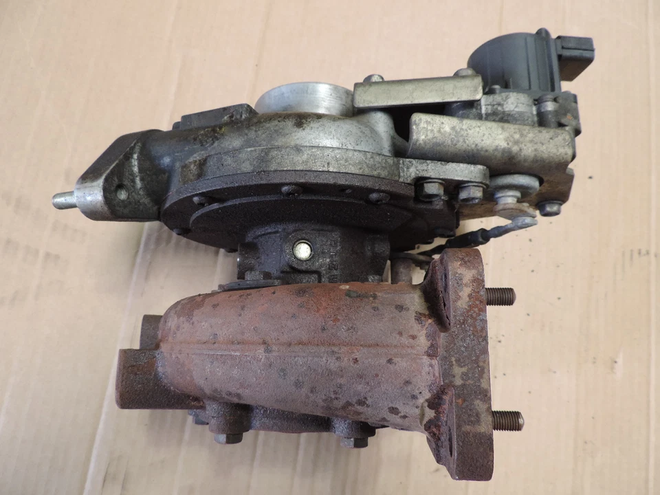 Isuzu 4HK1 NRR NQR NPR  W5500  W5500HD DT7 8981479061 GENUINE Turbo charger  - Image 4 of 4