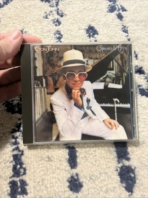 Greatest Hits by Elton John Music CD With Case And Inlay CRC