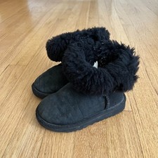 UGG Kid's Black Sherpa Foldover Sheepskin Boots Toddler Size 9