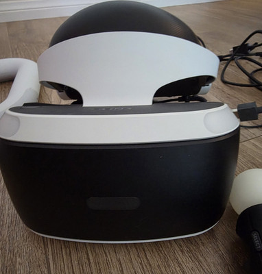 Sony PlayStation VR Headset with Move Controllers, Aim Controller, Accessories