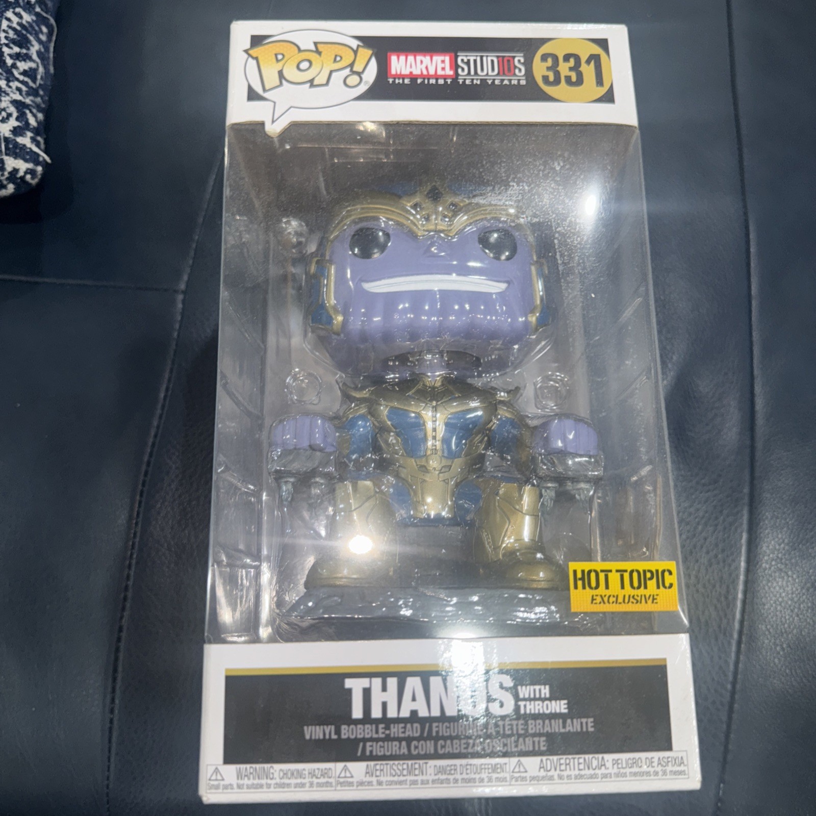 Funko Pop! Figura Vinilo Marvel Primeros 10 Años Thanos Con Trono #331 Dañada