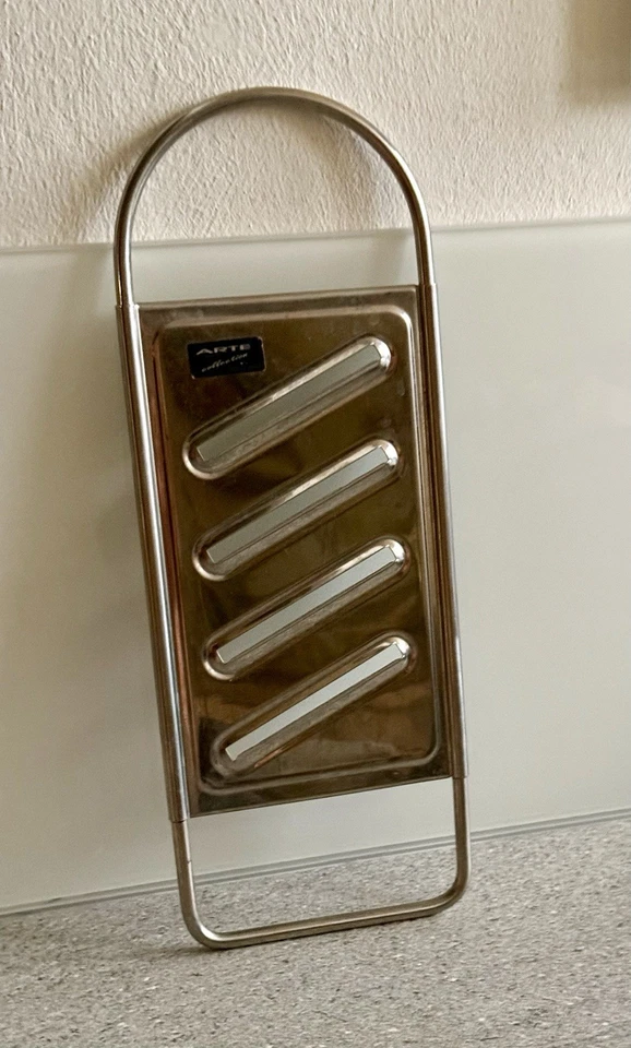 Wertige 3-fach Reibe Hobel Gemüsehobel Schneide Edelstahl v. ARTE Collection