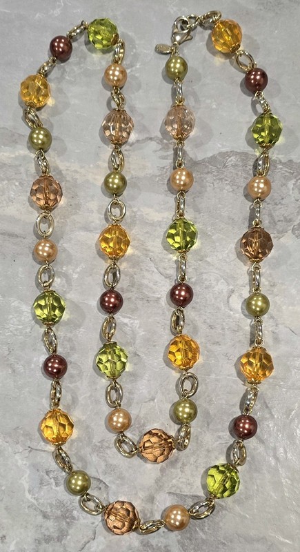VTG KJL KENNETH LANE Long Beaded Necklace faceted lucite Faux Pearl bead Fall