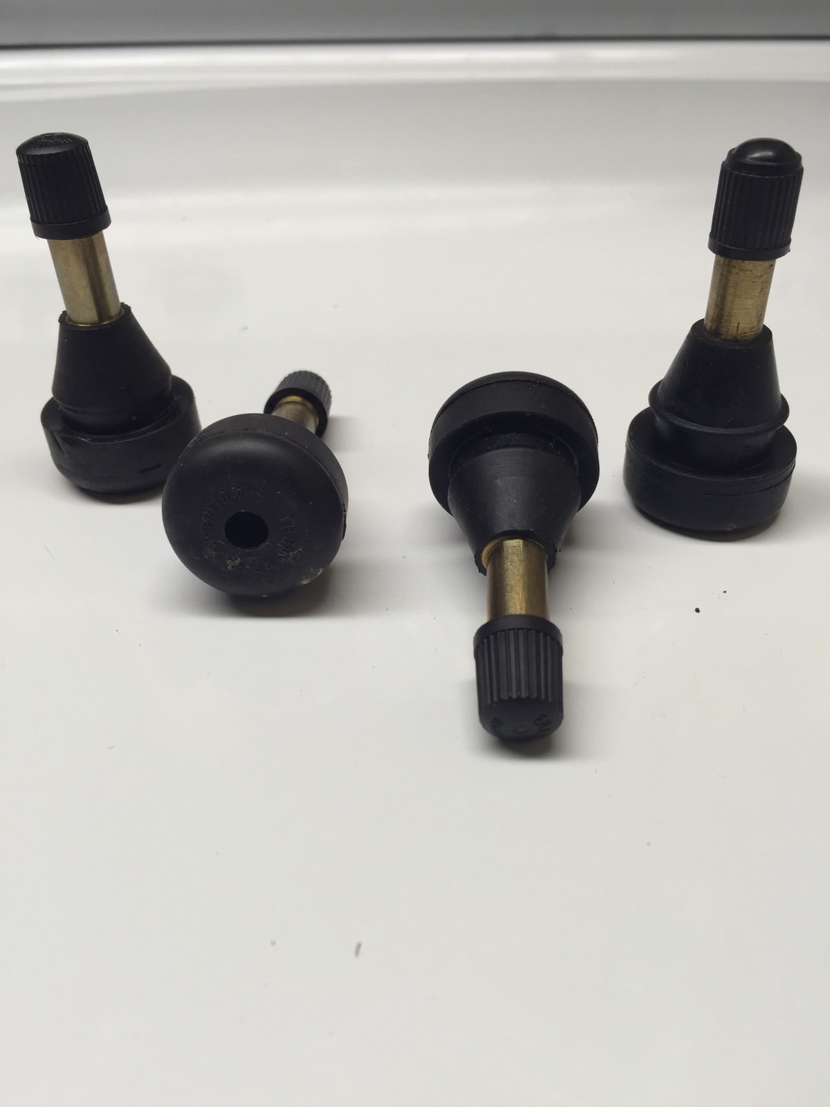(4) TR801HP Tubeless High Pressure Valve Stems .625" Load Range “CDE