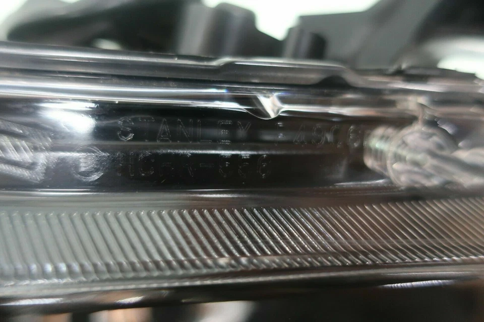 FARO ÁMBAR LADO DERECHO PASAJERO MITSUBISHI I-MIEV HA1W 2012-2014 FÁBRICA Foto 2 de 4