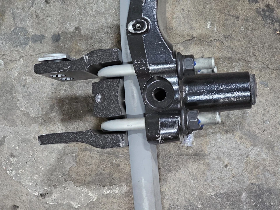 Resorte de hoja de suspensión delantero 082967-000 para Freightliner Foto 3 de 4