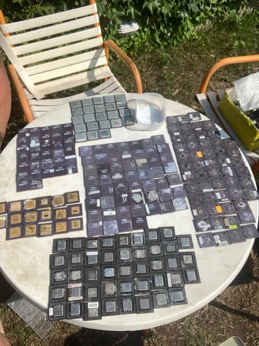 Lotto cpu processori riciclo oro rottami computer.