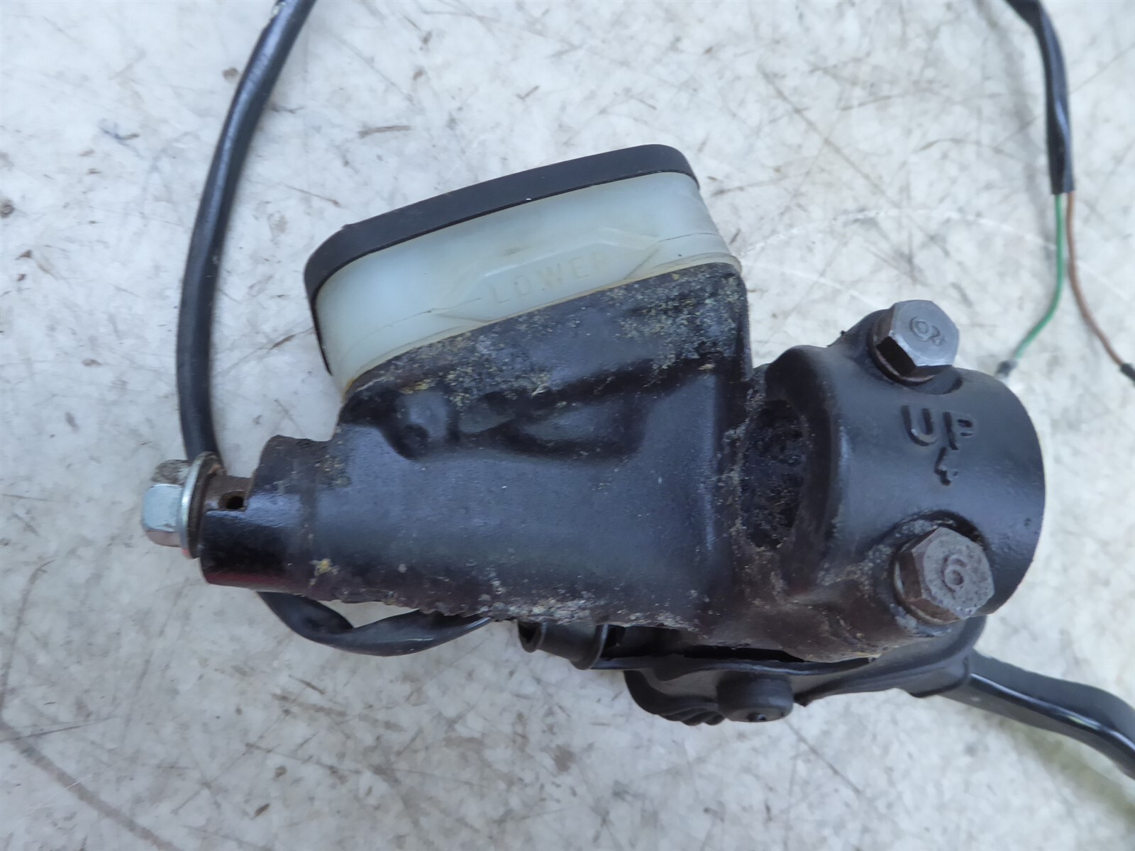 1981 Yamaha XS650 Y1841. front brake master cylinder and lever eBay