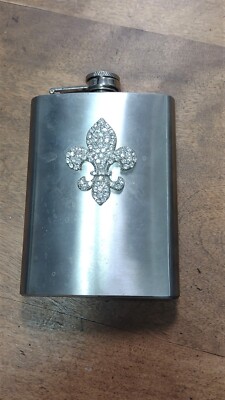 Unbranded Stainless Steel Hip Flask 8 oz Rhinestone Fleur de Lis Design