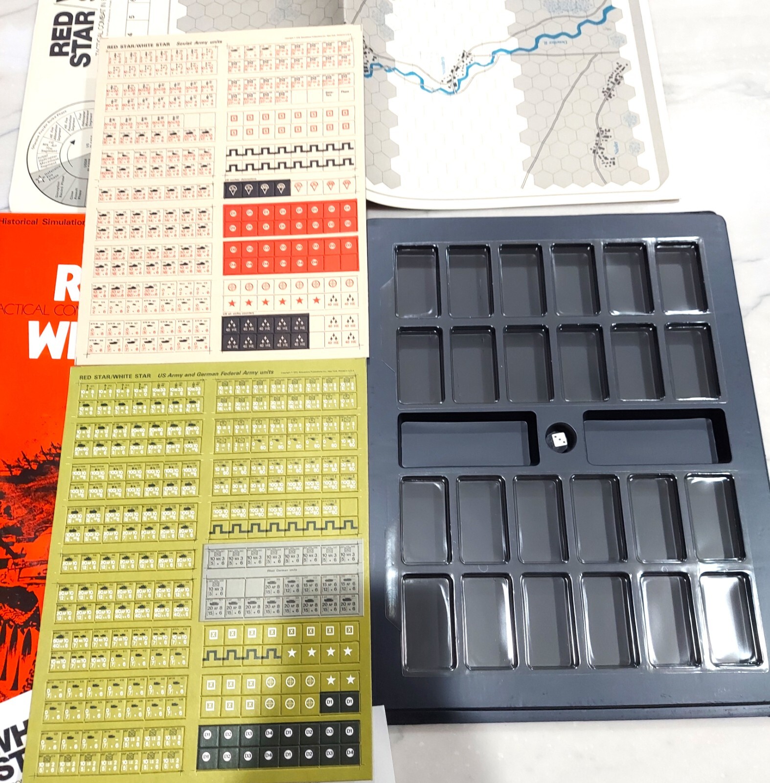 RARE SPI 1973 RED STAR/WHITE STAR COMBAT EUROPE WAR GAME UNPUNCHED COMPLETE TRAY