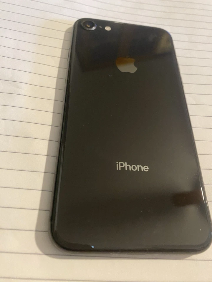 Apple iPhone 8 - 64GB - Grigio Siderale (Sbloccato) - Immagine 4 di 4