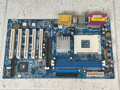 ASROCK K7VT4A+ Sockel 462 Mainboard für AMD