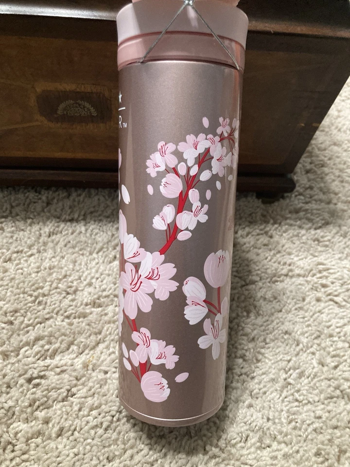 2022 Starbucks Okinawa Sakura Cherry Blossom Tumbler 16oz Edição Limitada Novo - Imagem 2 de 4