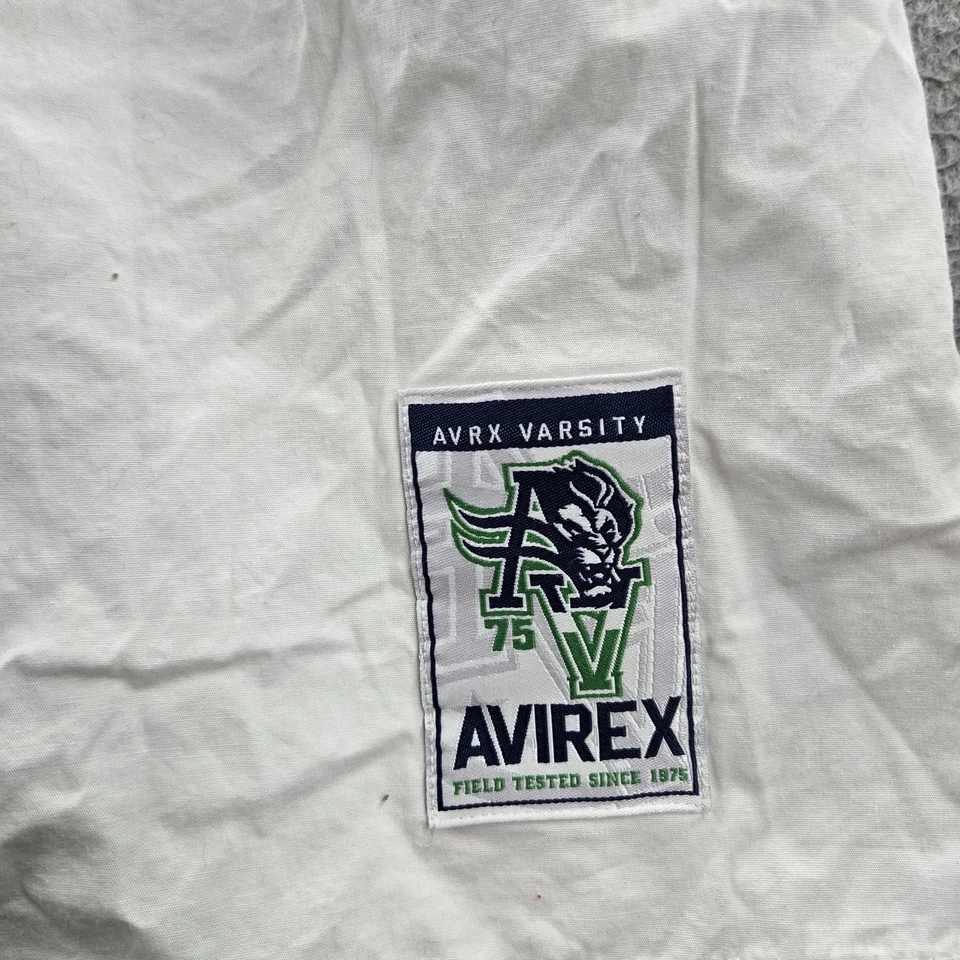 Camisa Abotonada Avirex Hombres XXL Blanca Bordada Logo Parche Universitario Manga Corta Foto 4 de 4