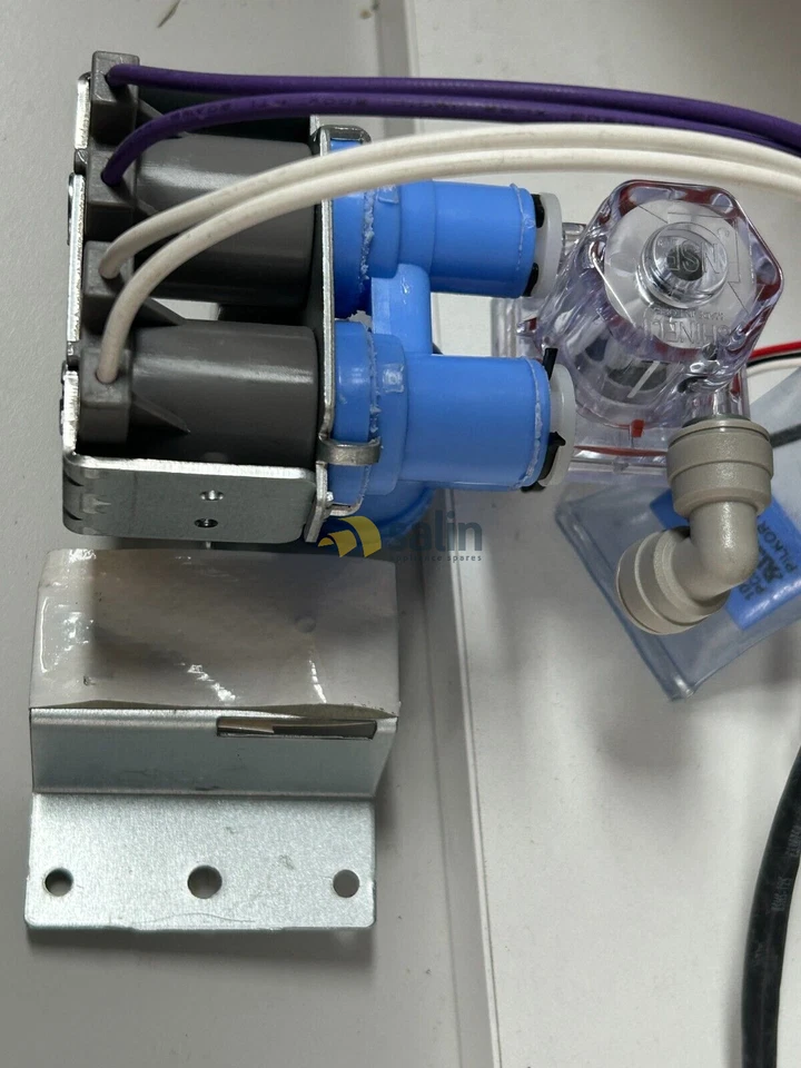 DAEWOO OMEGA SMEG FRIDGE FREEZER WATER VALVE SR620X - Image 3 of 4