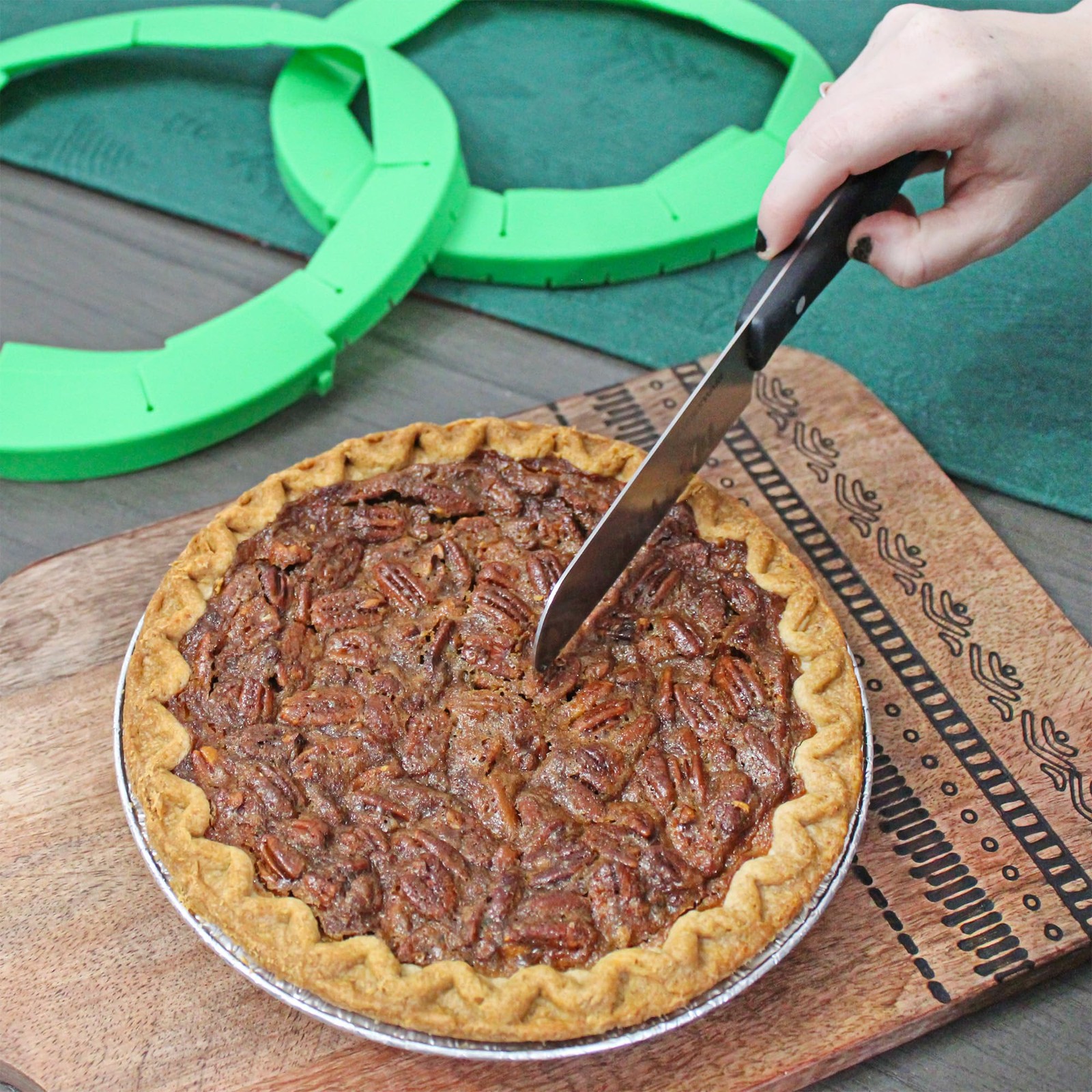 Cornucopia Brands Silicone Pie Crust Shields (2-Pack), Adjustable Pie Protect...