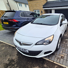 Vauxhall ASTRA GTC 2.0 CDTI 2011-2015