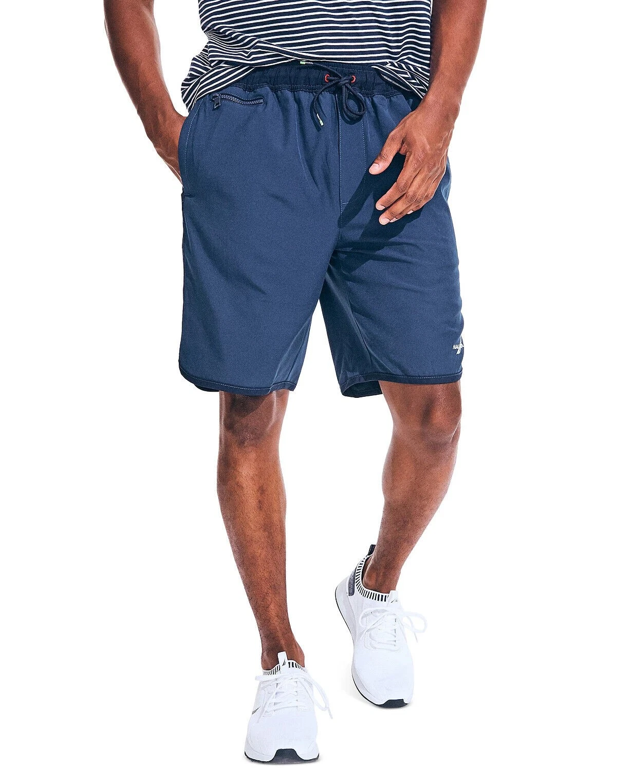 Nautica Men's 9" Stretch Performance Shorts in Deep Dive Wash Blue-Small 28-30W